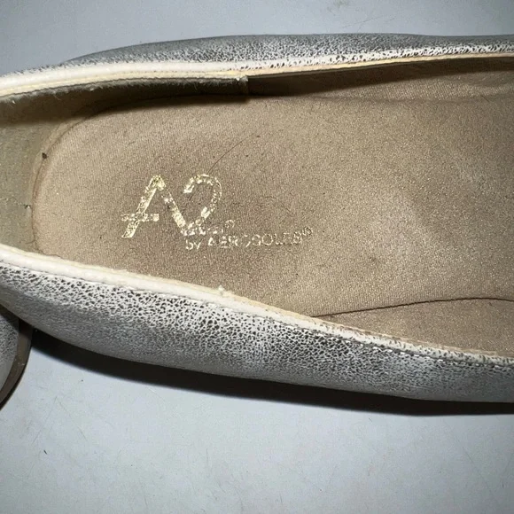 A2 By Aerosoles Champagne/Light Gold Floral Flats - Picture 3 of 6